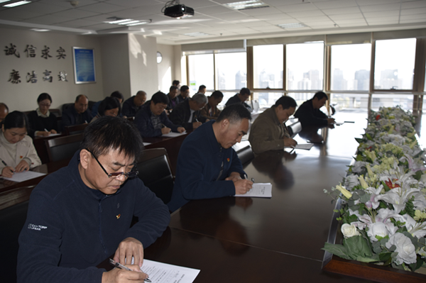 MK体育在线登录组织党员干部进行主题教育应知应会知识测试